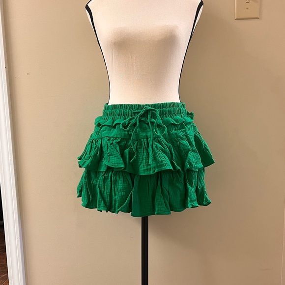 GREEN - DAY + MOON-FLOUNCE TIERED MINI GAUZE SKORT - Picture 9 of 11